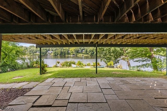 158 Kitchell Lake Dr, West Milford Twp., NJ 07480