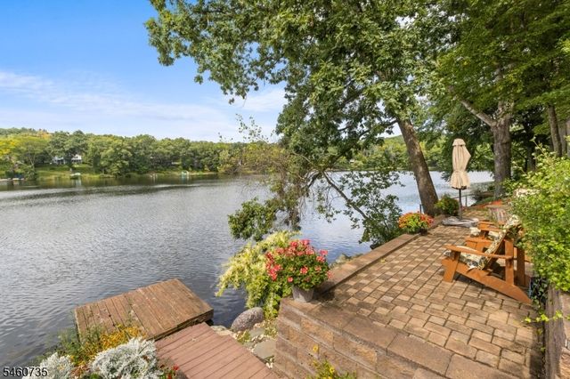 158 Kitchell Lake Dr, West Milford Twp., NJ 07480