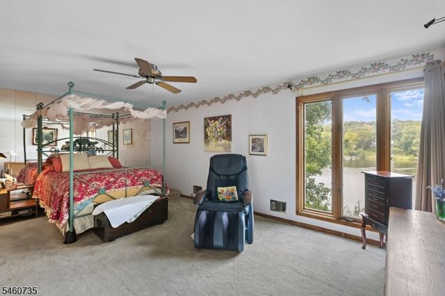 158 Kitchell Lake Dr, West Milford Twp., NJ 07480