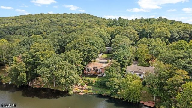 158 Kitchell Lake Dr, West Milford Twp., NJ 07480