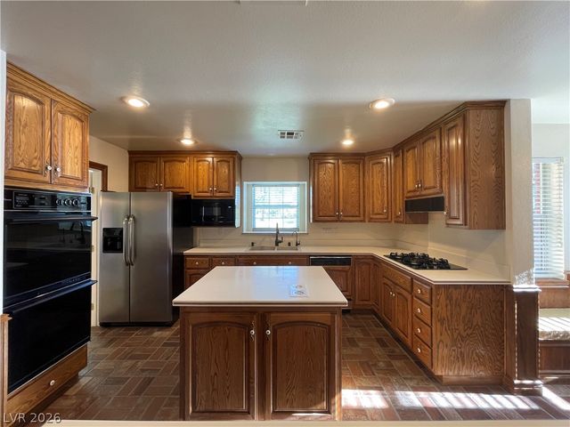 8120 Yucca Springs Drive, Las Vegas, NV 89129