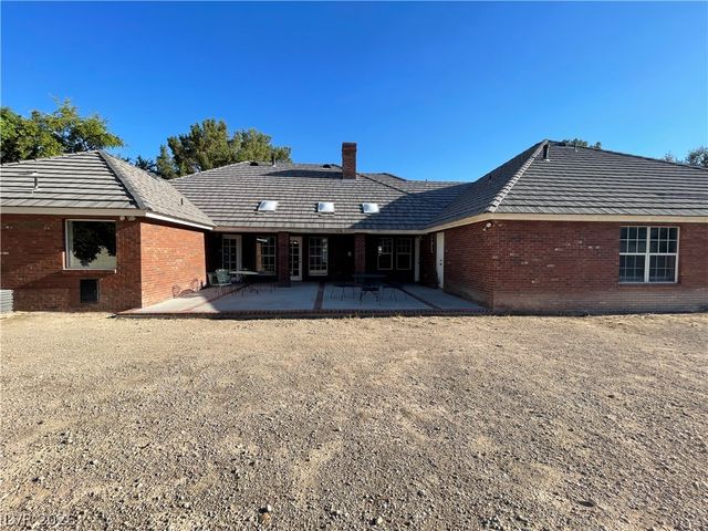 8120 Yucca Springs Drive, Las Vegas, NV 89129