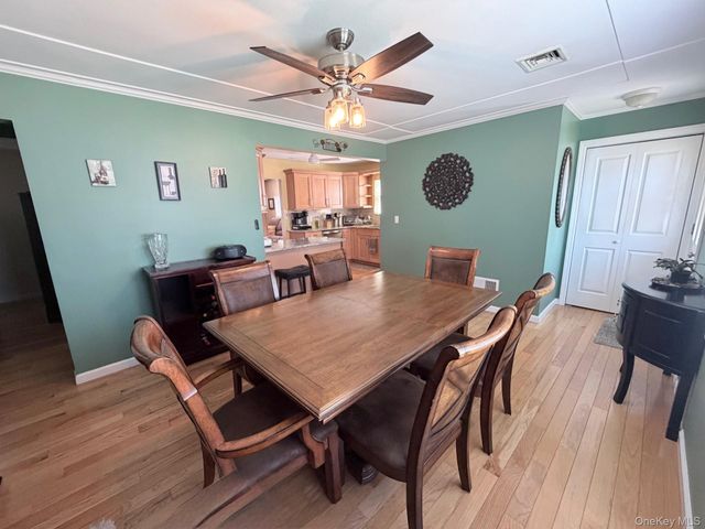 109 Lincoln Place, Massapequa, NY 11758