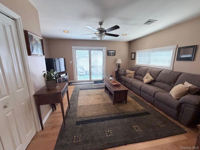 109 Lincoln Place, Massapequa, NY 11758