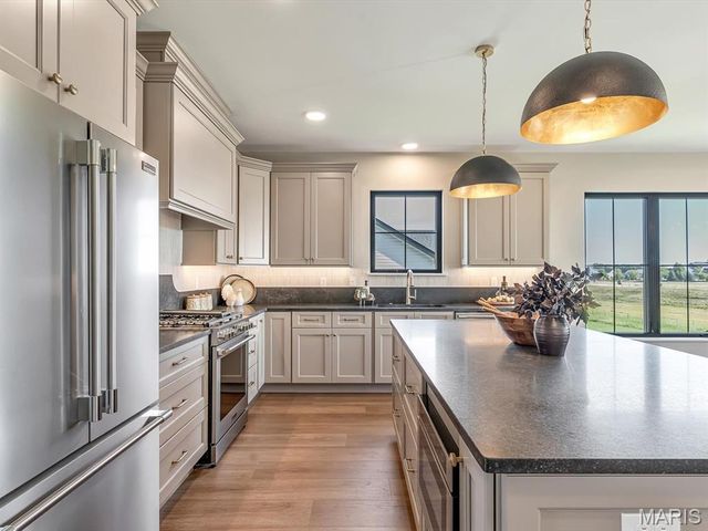 3446 Whiston Lane, Edwardsville, IL 62025