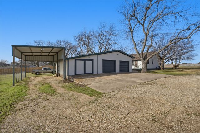 1101 S Main Street, West, TX 76691