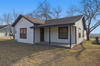 1101 S Main Street, West, TX 76691