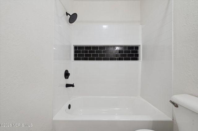 4209 Penelope Drive, Toledo, OH 43623