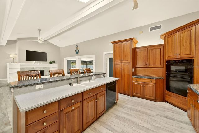 1725 LONG BOW LANE, Clearwater, FL 33764