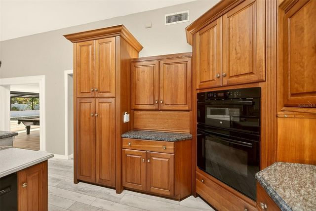 1725 LONG BOW LANE, Clearwater, FL 33764