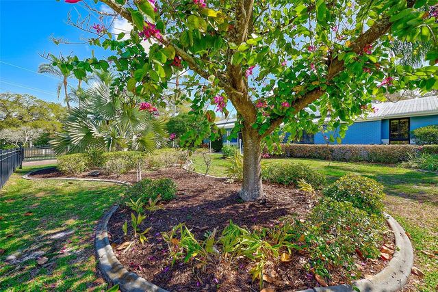 1725 LONG BOW LANE, Clearwater, FL 33764