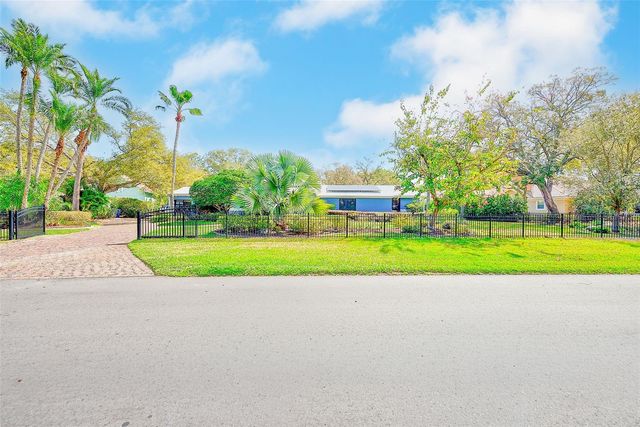 1725 LONG BOW LANE, Clearwater, FL 33764