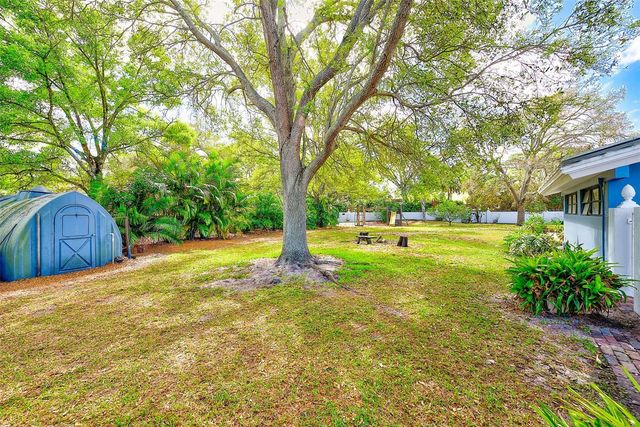 1725 LONG BOW LANE, Clearwater, FL 33764