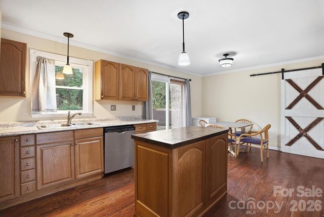 105 College Heights Boulevard, Clemson, SC 29631