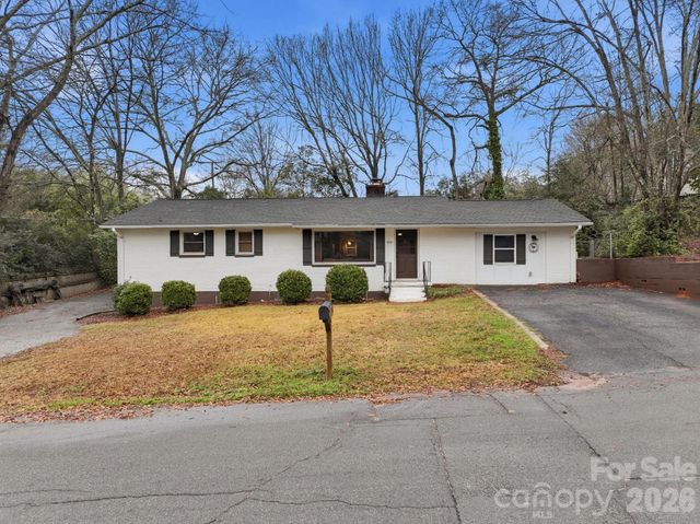 105 College Heights Boulevard, Clemson, SC 29631