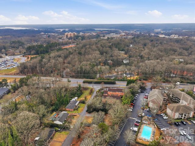 105 College Heights Boulevard, Clemson, SC 29631