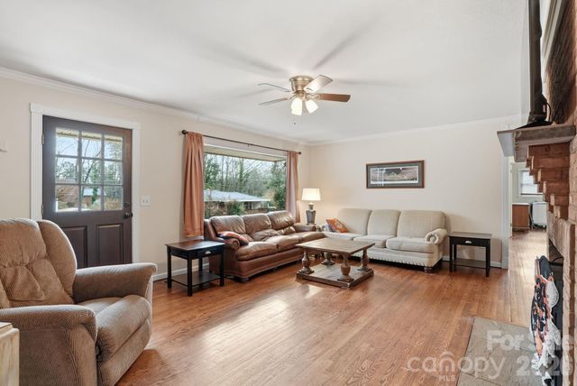 105 College Heights Boulevard, Clemson, SC 29631