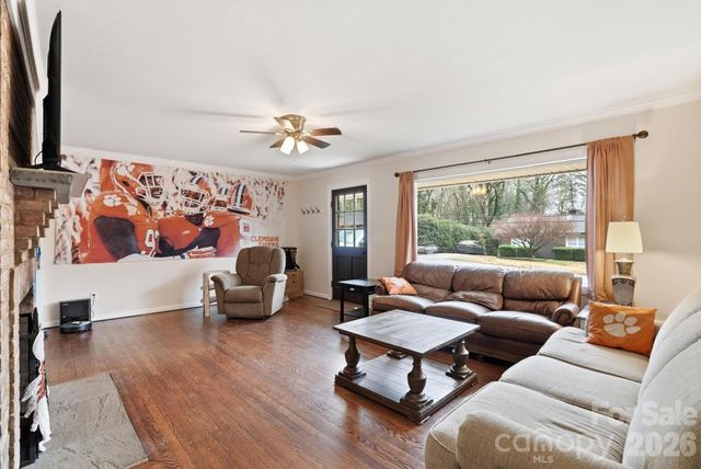 105 College Heights Boulevard, Clemson, SC 29631
