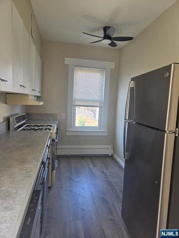 24 Pleasant 2, Clifton, NJ 07013