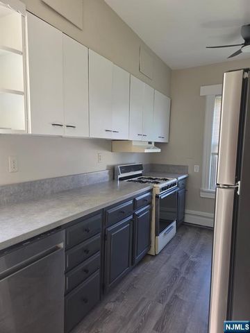 24 Pleasant 2, Clifton, NJ 07013
