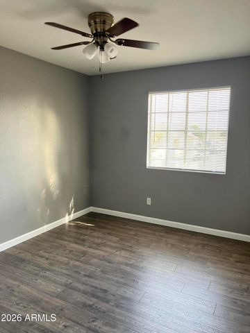 12024 N 76TH Lane, Peoria, AZ 85345