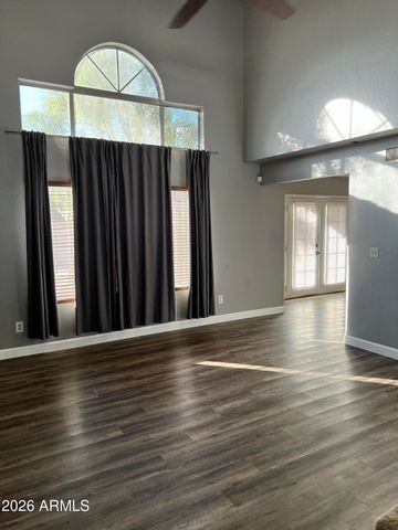 12024 N 76TH Lane, Peoria, AZ 85345