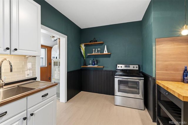 6658 Knox Court, Denver, CO 80221