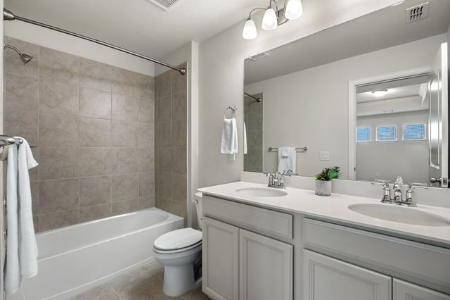 984 Manuel Drive, Fate, TX 75087