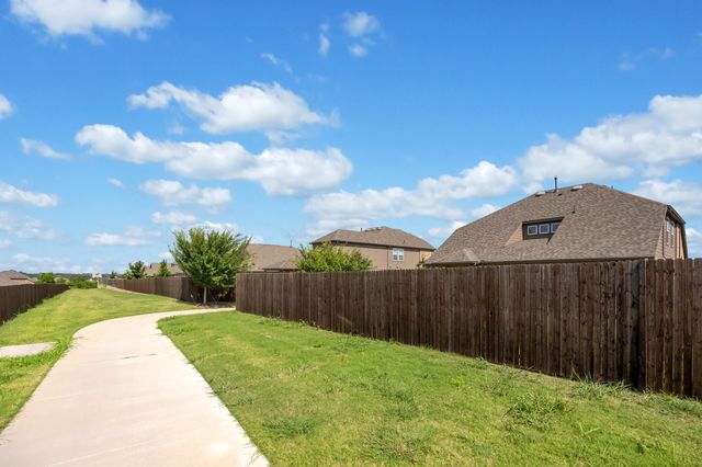 984 Manuel Drive, Fate, TX 75087