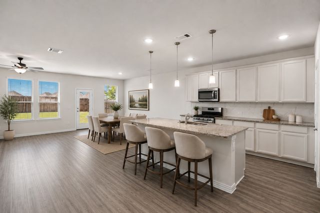 984 Manuel Drive, Fate, TX 75087