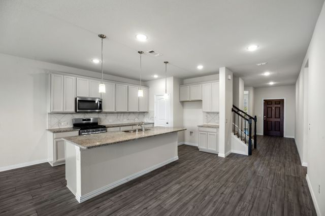 984 Manuel Drive, Fate, TX 75087