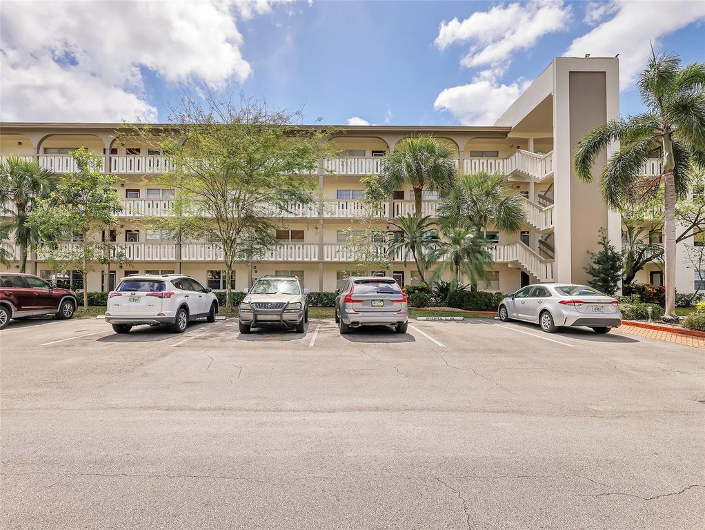 3405 BIMINI Lane N1, Coconut Creek, FL 33066