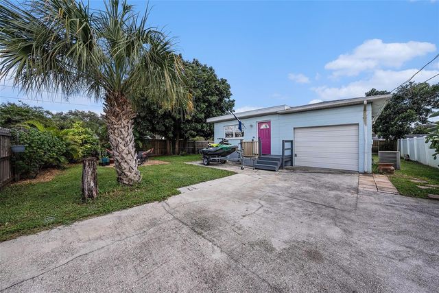 2827 29TH AVENUE N, St Petersburg, FL 33713