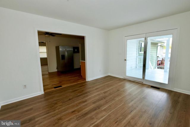 5005 BLAKE DR, Fredericksburg, VA 22407