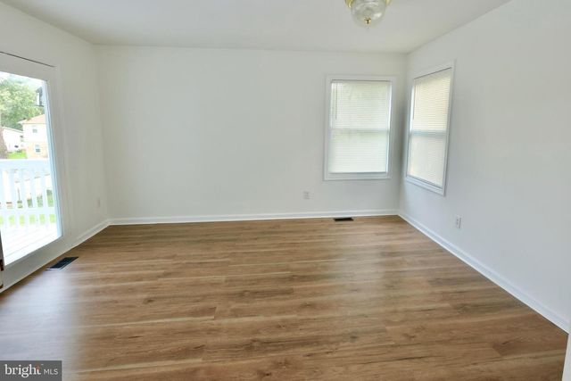 5005 BLAKE DR, Fredericksburg, VA 22407