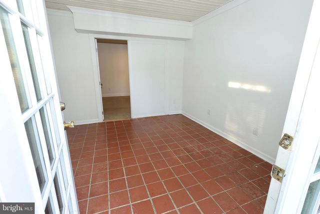 5005 BLAKE DR, Fredericksburg, VA 22407