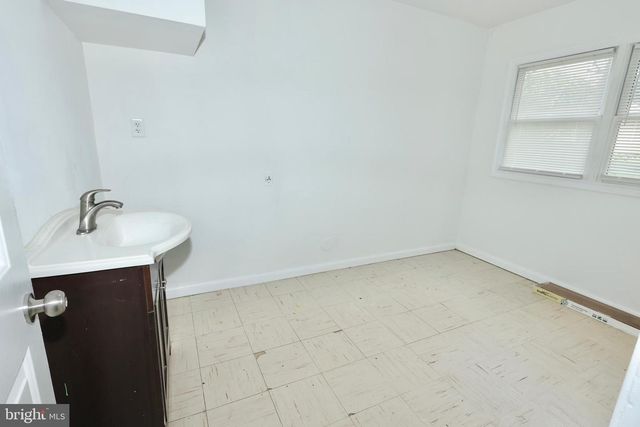 5005 BLAKE DR, Fredericksburg, VA 22407