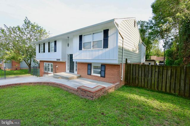 5005 BLAKE DR, Fredericksburg, VA 22407