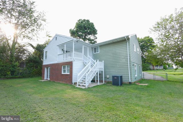 5005 BLAKE DR, Fredericksburg, VA 22407