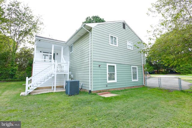 5005 BLAKE DR, Fredericksburg, VA 22407