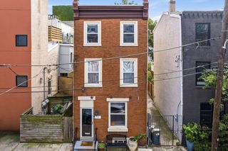 208 W WILDEY ST, Philadelphia, PA 19123