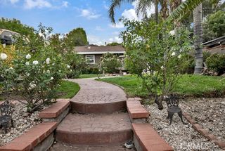 14962 Genoa, Sylmar (los Angeles), CA 91342