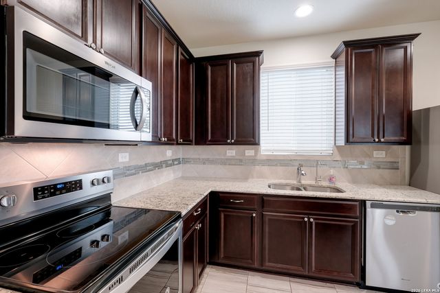 27429 Hapgood PL, San Antonio, TX 78260