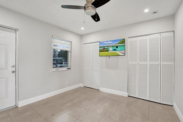 1218 SW 22nd Avenue, Delray Beach, FL 33445