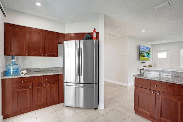 1218 SW 22nd Avenue, Delray Beach, FL 33445