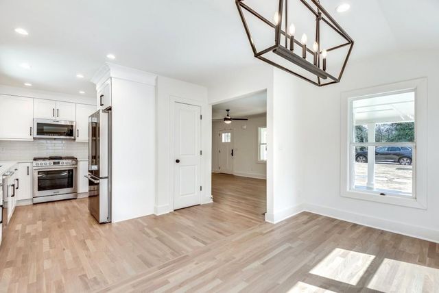 1861 Dyer Circle, Chamblee, GA 30341