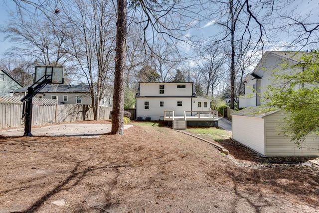 1861 Dyer Circle, Chamblee, GA 30341