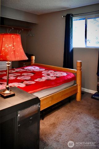 4908 34TH Court SE, Lacey, WA 98503