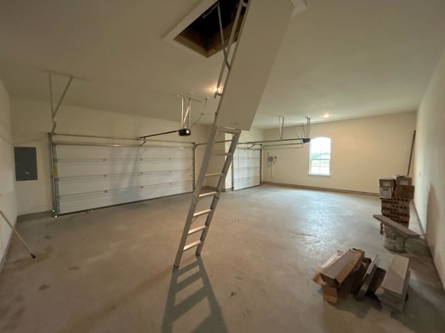 806 Valley Ridge Road, Van Alstyne, TX 75495