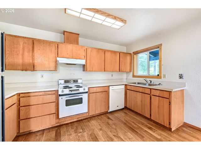 30411 Ne 76TH St, Camas, WA 98607